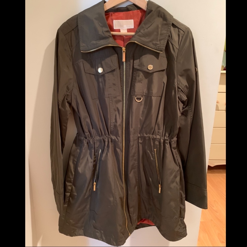 Michael Kors Women’s Utility Jacket with gold metal zippers, snap buttons Large